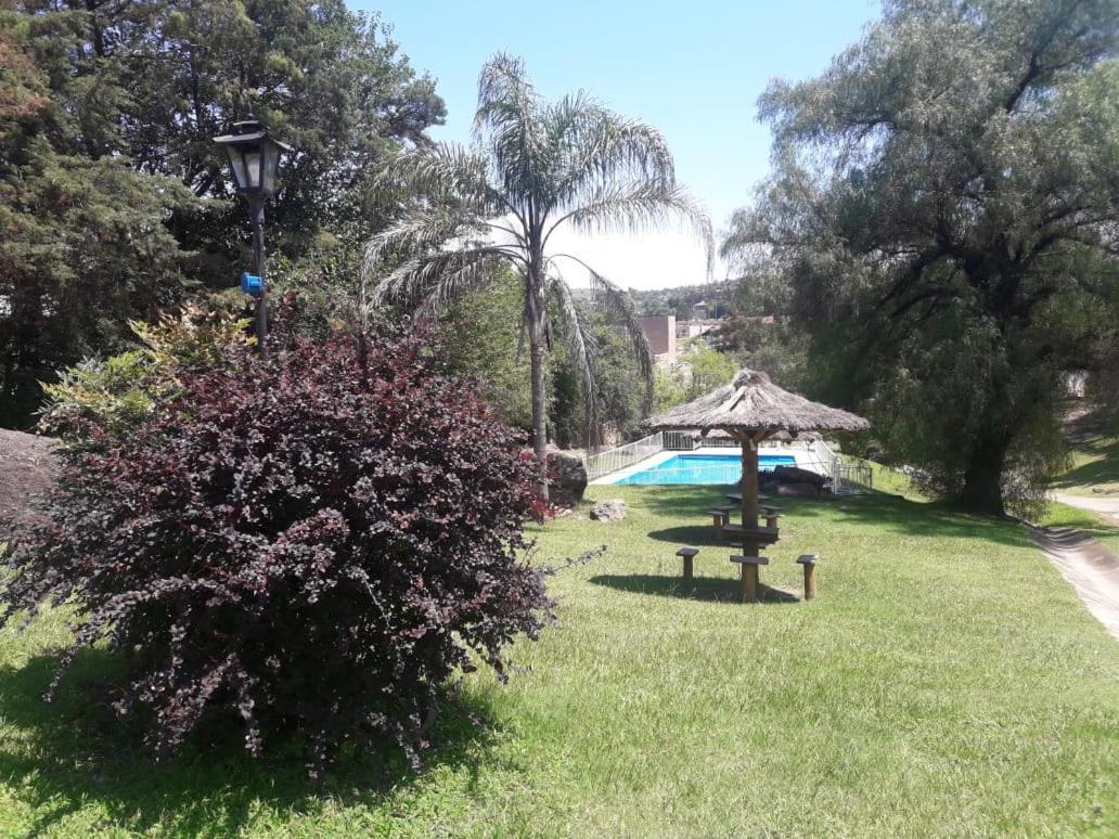 ויז'ה קרלוס פאס Departamentos Carlos Paz Bajada Al Lago מראה חיצוני תמונה
